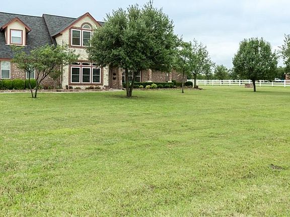 4th image of 13525 Willow Creek Dr