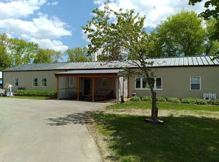 611 S Britton Rd, Union Grove, WI 53182