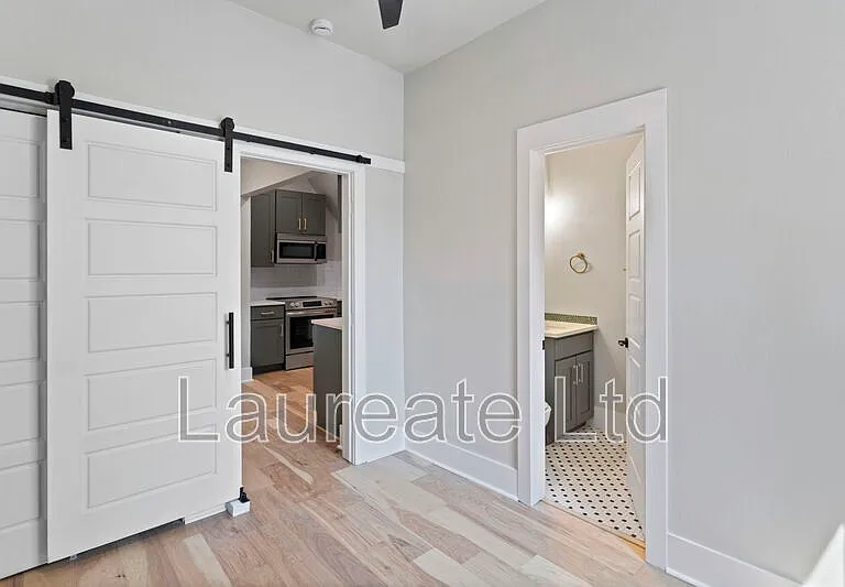 88 N Washington St #5 — Photo 10