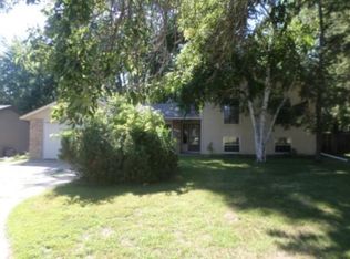 10900 Dahlia St NW, Coon Rapids, MN 55433