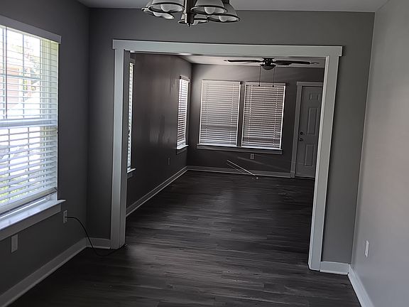 2nd image of 73 W Mallory Ave