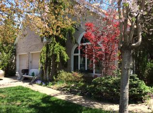 44 Leeds Ln, Monroe Township, NJ 08831