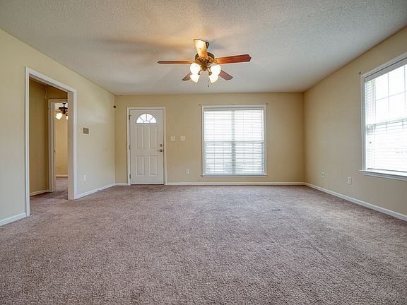 4th image of 1406 San Bernardino Way