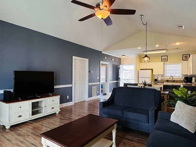 4870 Dahlia Ct #302 — Photo 12
