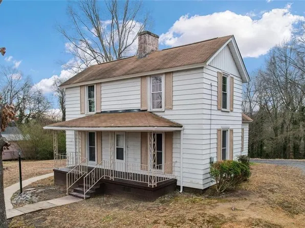 528 Church St, Eden, NC 27288