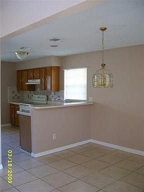 3rd image of 616 Bear Ct