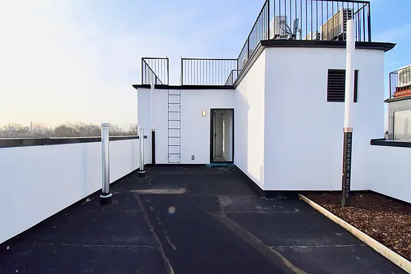 Rented by Voro NYC | media 14