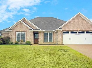 35 Livingston Way, Jackson, TN 38305