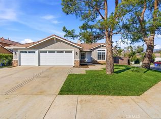 33630 Brushy Hollow Dr, Yucaipa, CA 92399