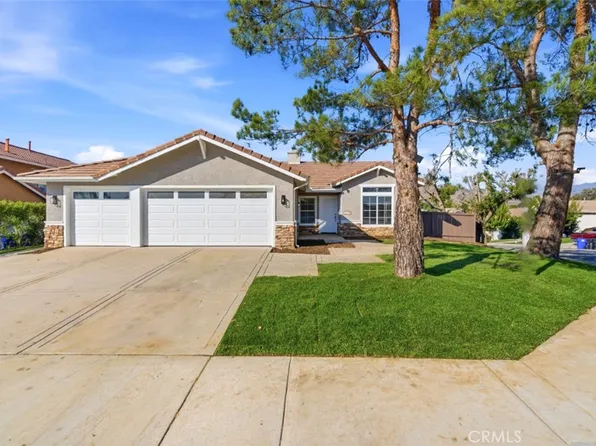 33630 Brushy Hollow Dr, Yucaipa, CA 92399