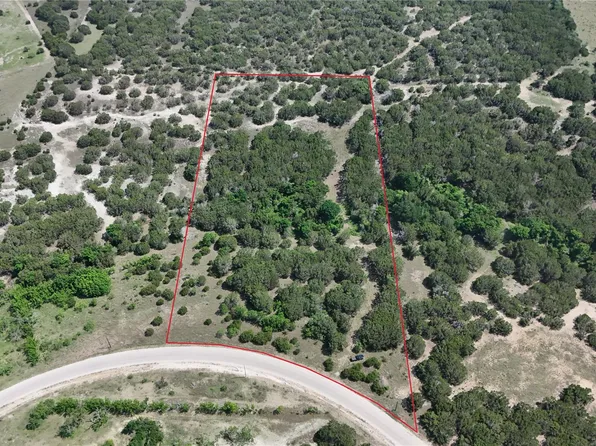 15 Hurst Place Blvd, Lampasas, TX 76550