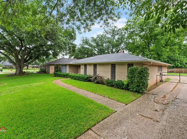 1517 Carmel Dr, Shreveport, LA 71105