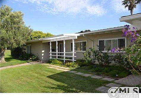 2nd image of 762 W Solana Cir
