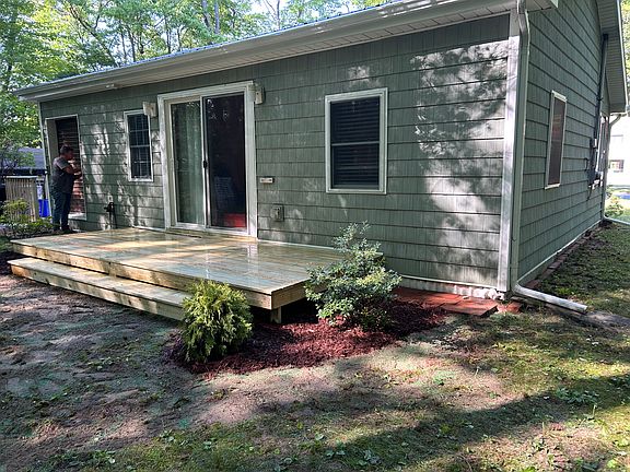 3rd image of 118 Blakely Rd