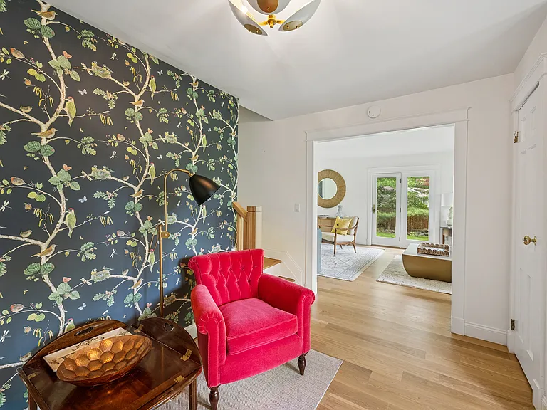 38 Brander Pkwy — Photo 4