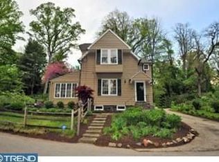 261 Farm Rd, Haverford, PA 19041