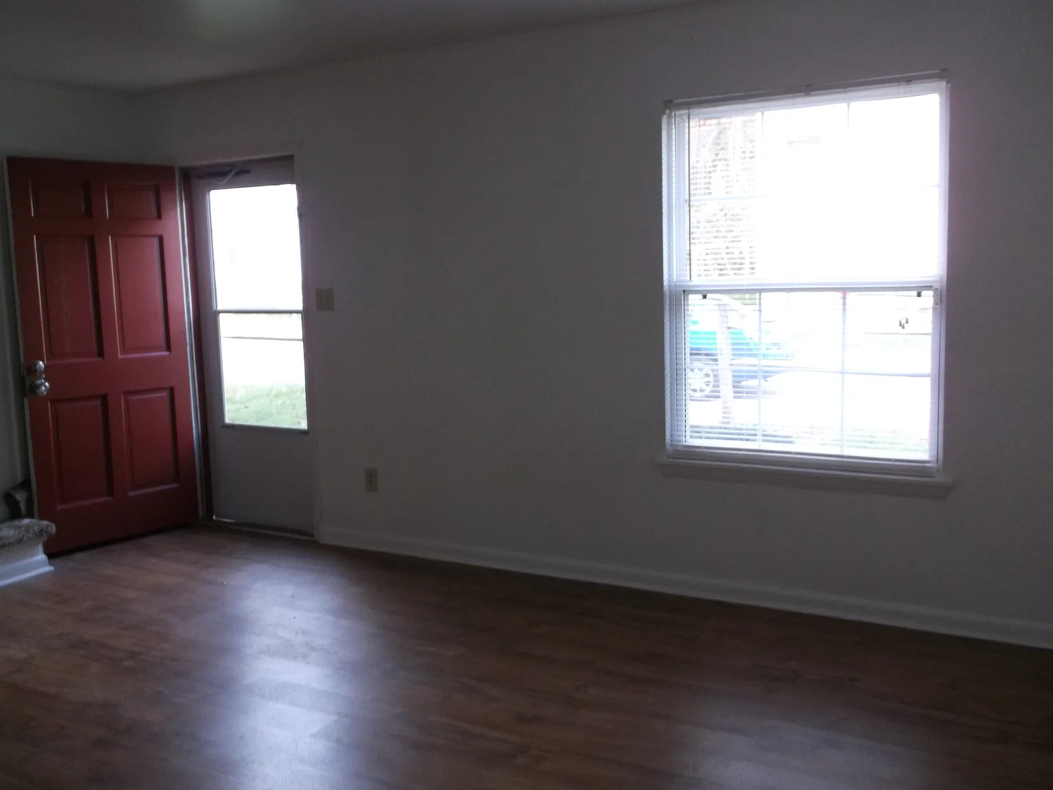 101 Miracle Dr — Photo 1