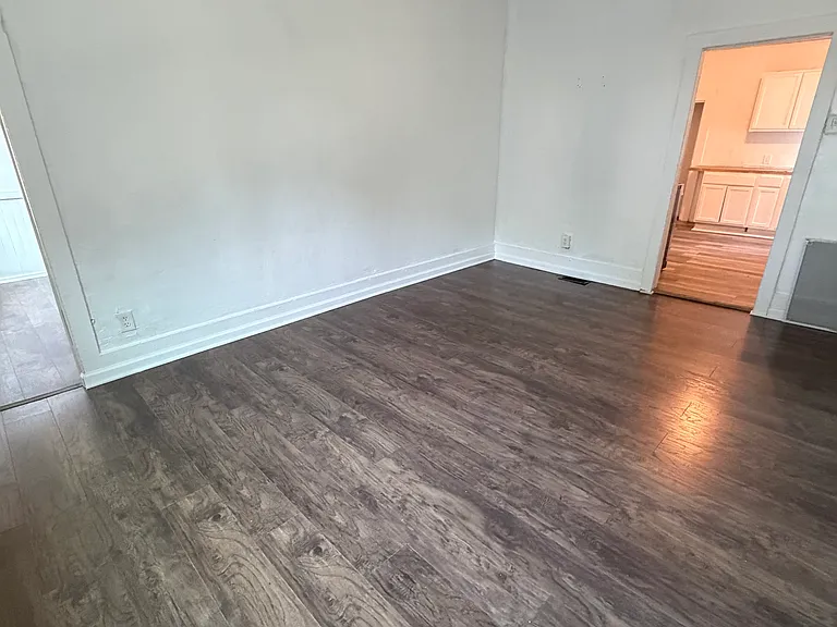 356 Maple St #2 — Photo 4