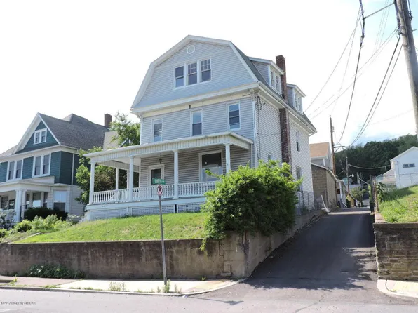 25 W Shawnee Ave, Plymouth, PA 18651