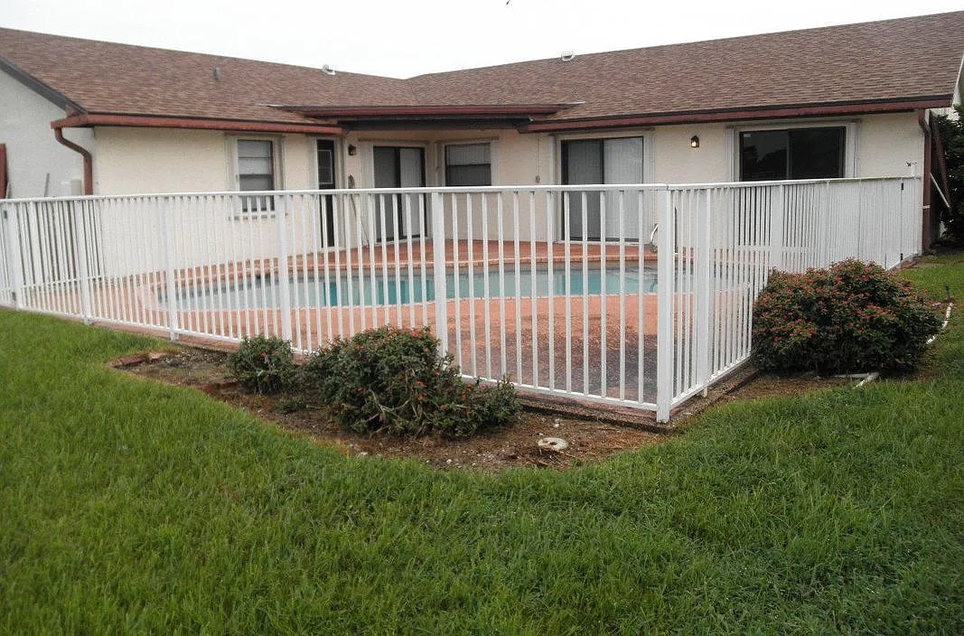 4 bed, 3.0 bath, 1908 sqft, $3,500 — Photo 2
