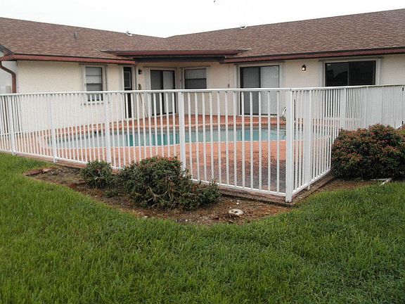 2nd image of 9525 Burlington Pl