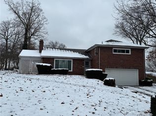 113 Greenhill Dr, Butler, PA 16001