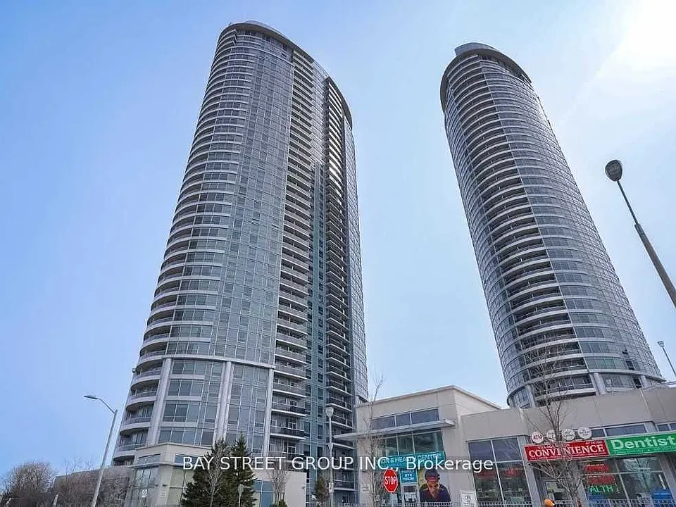 135 Village Green Sq #3622