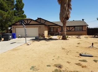 11355 Mohawk Rd, Apple Valley, CA 92308