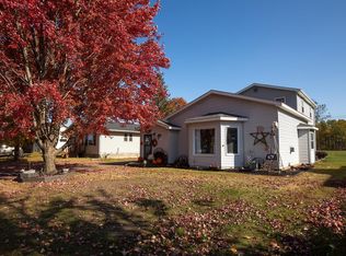 114 Prentice St S, Clayton, WI 54004