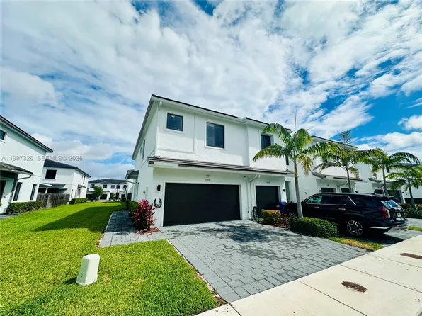 10951 SW 233rd St, Homestead, FL 33032