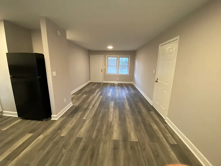 934 Fairburn Rd NW — Photo 3