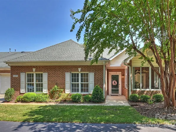 8425 Olde Troon Dr, Charlotte, NC 28277