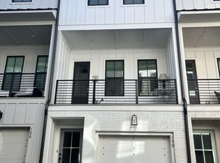 190 Chestnut St, Atlanta, GA 30354