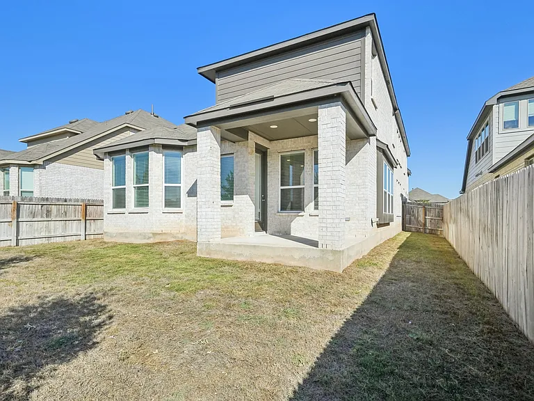 10833 Coppola — Photo 35