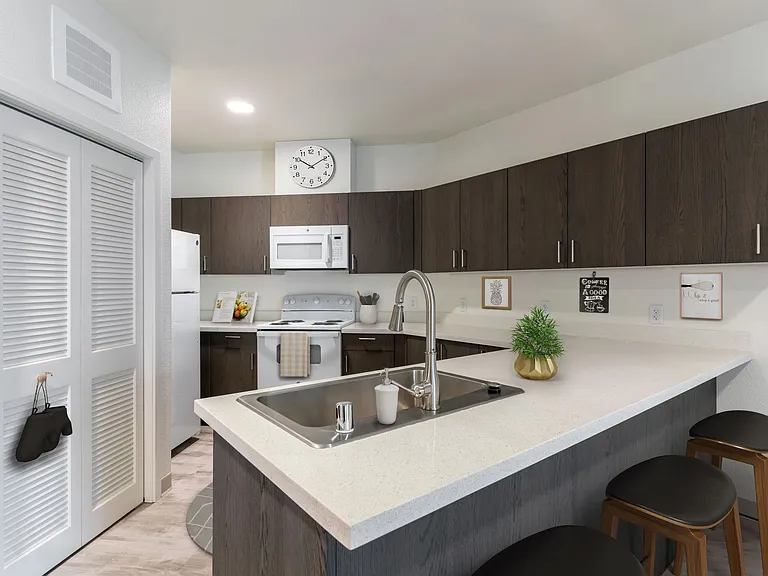 The Lawler Apartment Homes — Photo 4