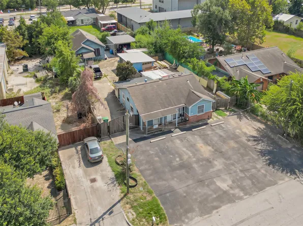 2084 Harland Dr, Houston, TX 77055