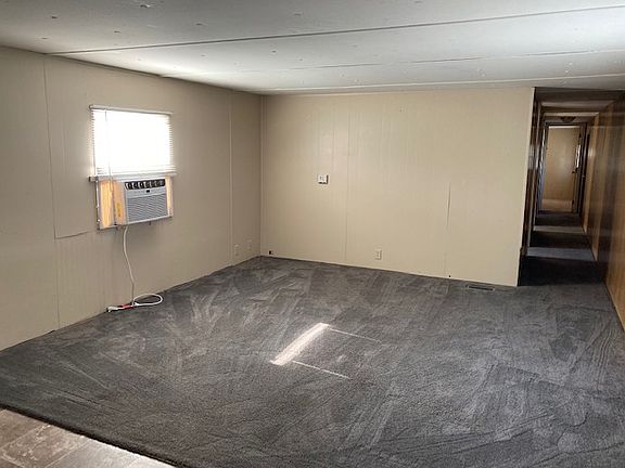3rd image of 177 E Lawn Ct