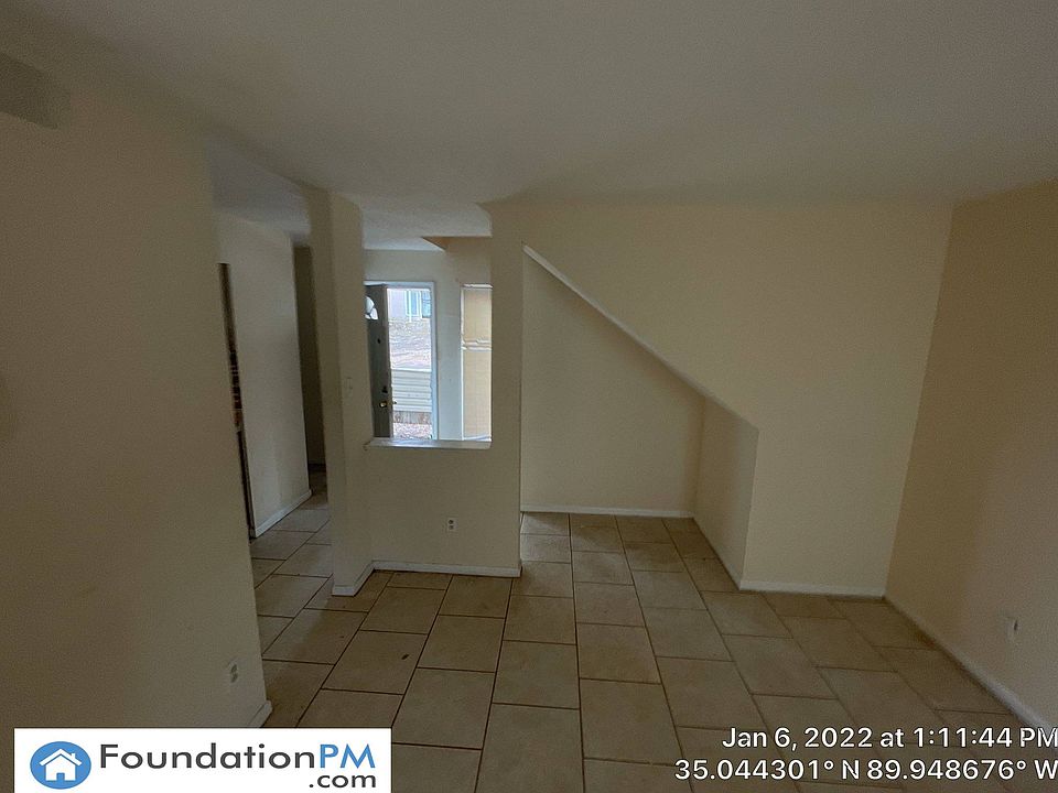 2nd image of 3819 High Bridge Ct #30-1