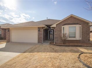 4413 Boardwalk Ave, Moore, OK 73160