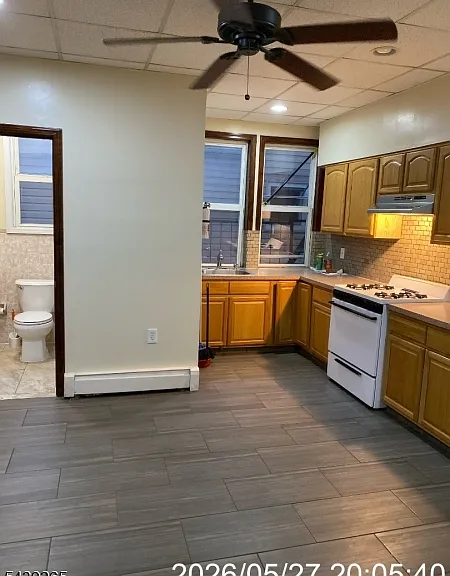 217 Walnut St #2 — Photo 9