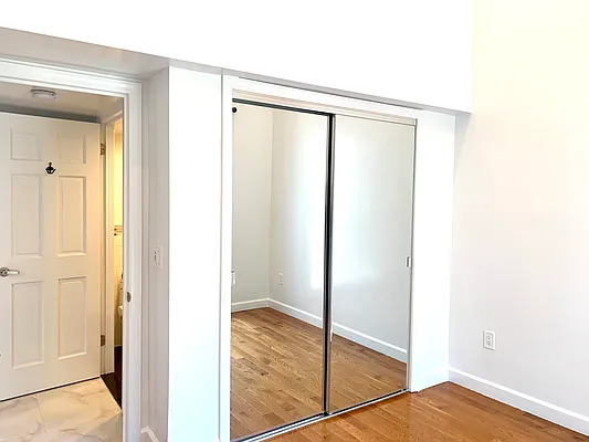 Rented by Compass | media 16