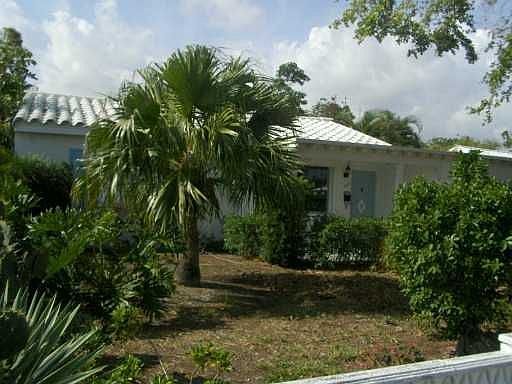2nd image of 1611 N Andrews Avenue Ext