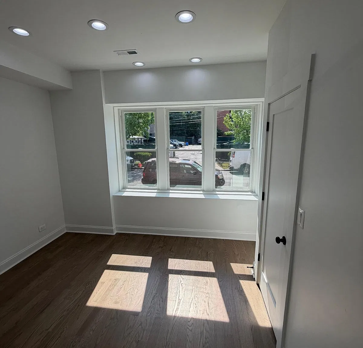 2 bed, $1,995 — Photo 1