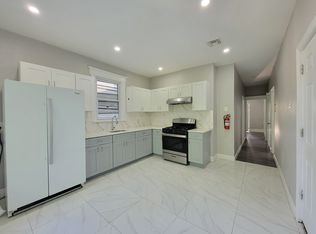 528 Grove St #3E, Irvington, NJ 07111