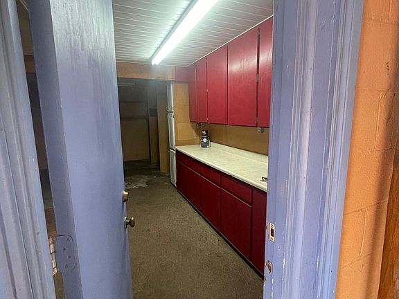 Cute red garage cabinets