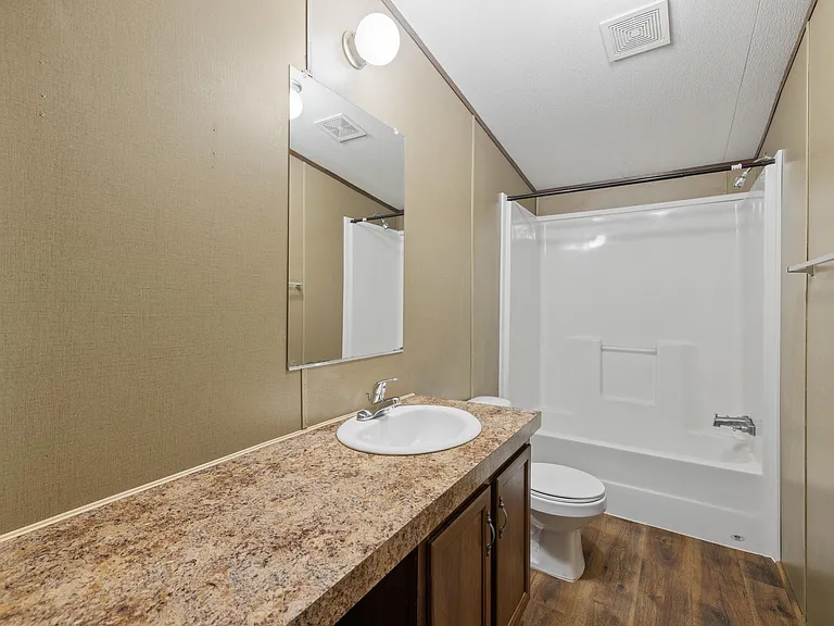 105 Jordan Dr — Photo 23