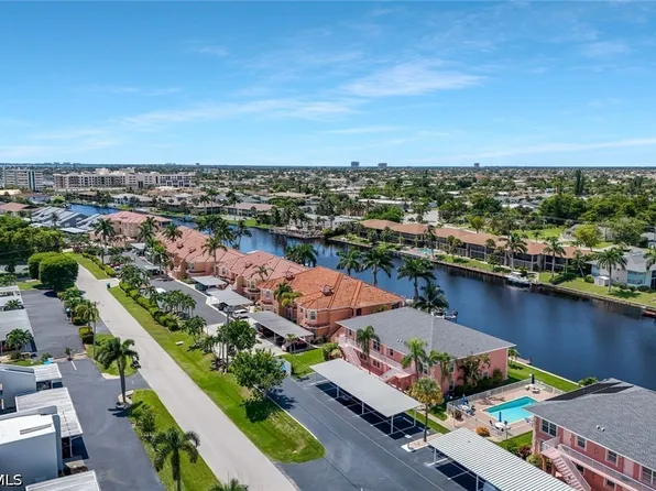 4550 SE 5th Pl APT 202, Cape Coral, FL 33904