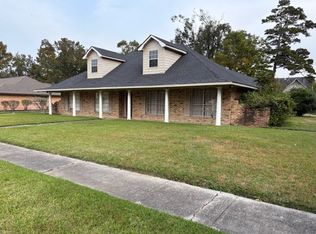 3055 Yorktown Dr, Baton Rouge, LA 70808