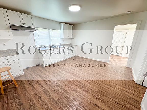 2nd image of 1246 Hight St