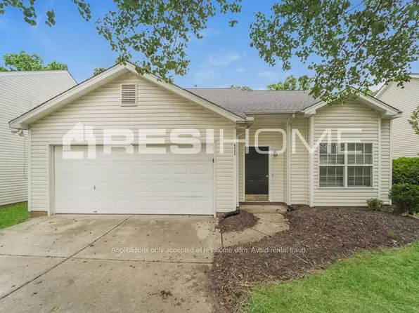 6335 Day Lilly Ln, Charlotte, NC 28216